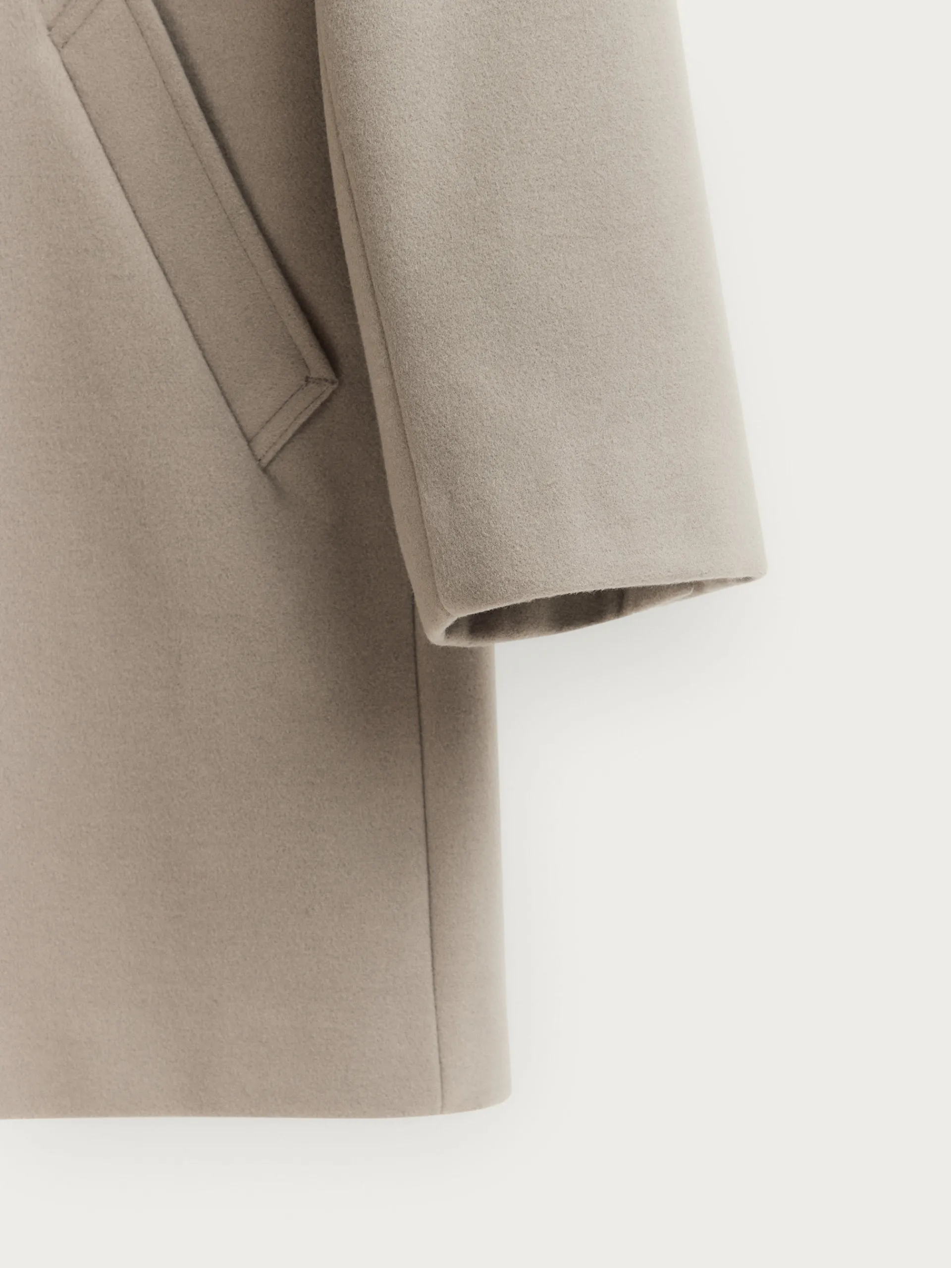 Abrigos-Alvaro Moreno ABRIGO MOON Beige