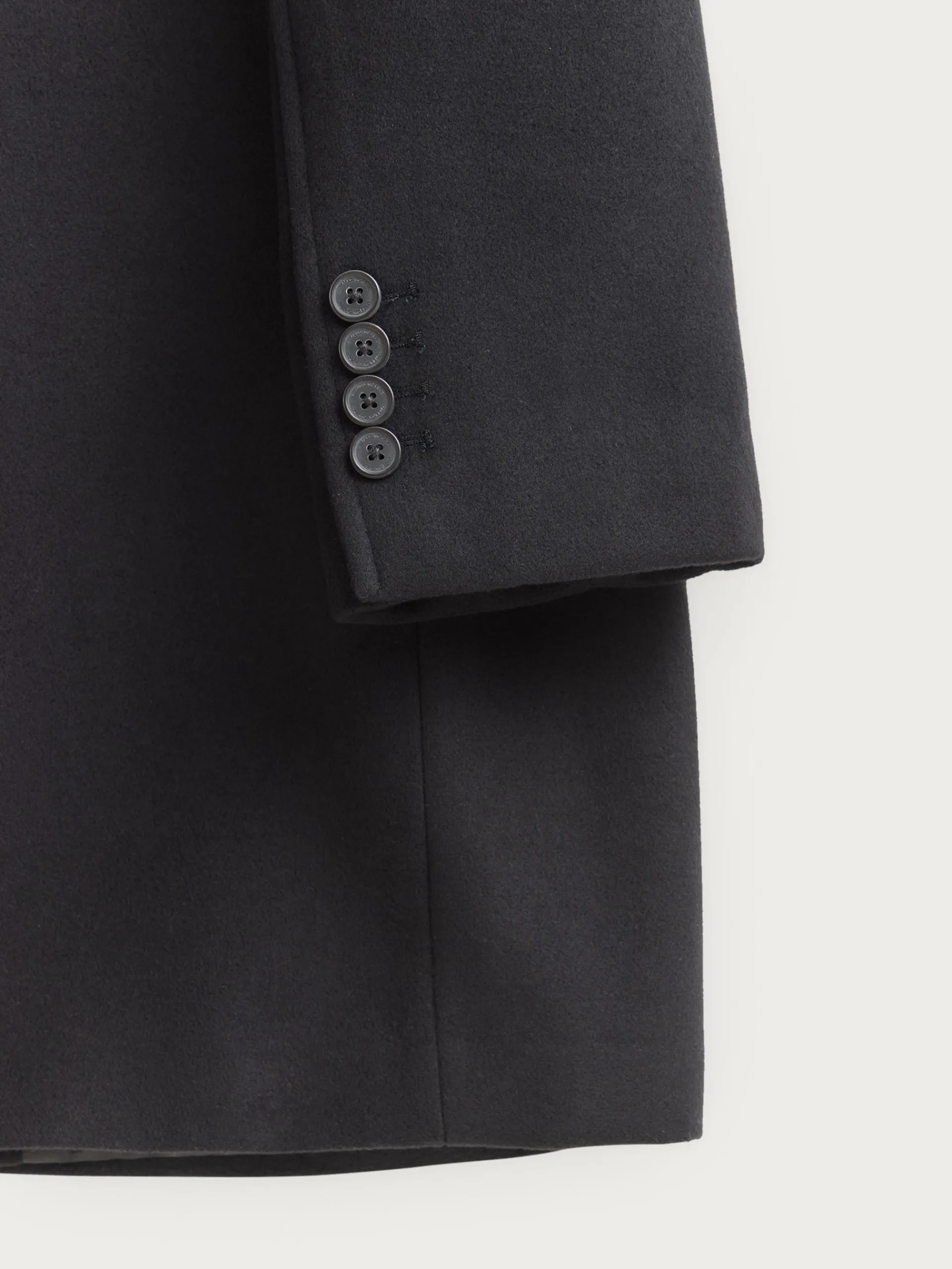 Abrigos-Alvaro Moreno ABRIGO MOON Negro