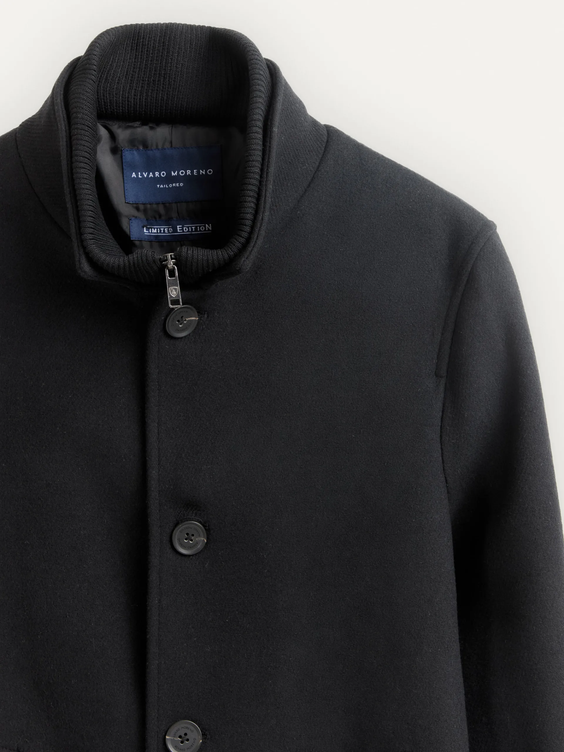 Abrigos-Alvaro Moreno ABRIGO STEVEN Negro