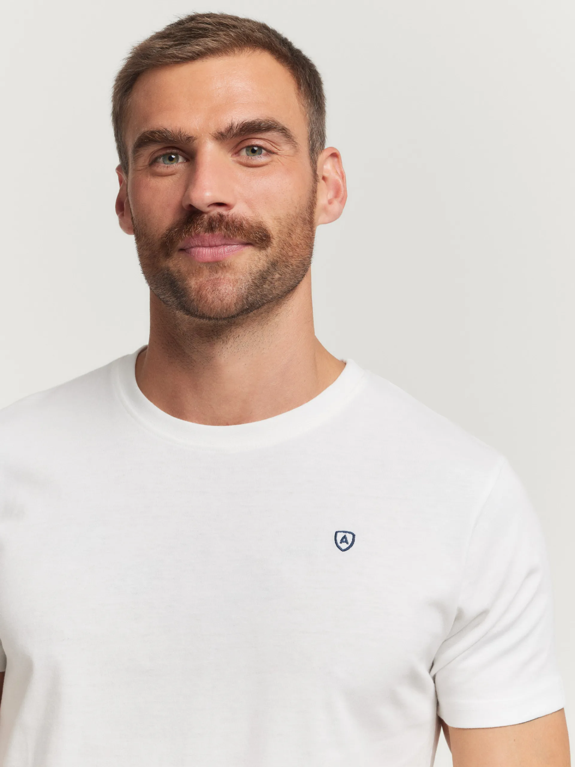 Camisetas-Alvaro Moreno CAMISETA BASICA Blanco