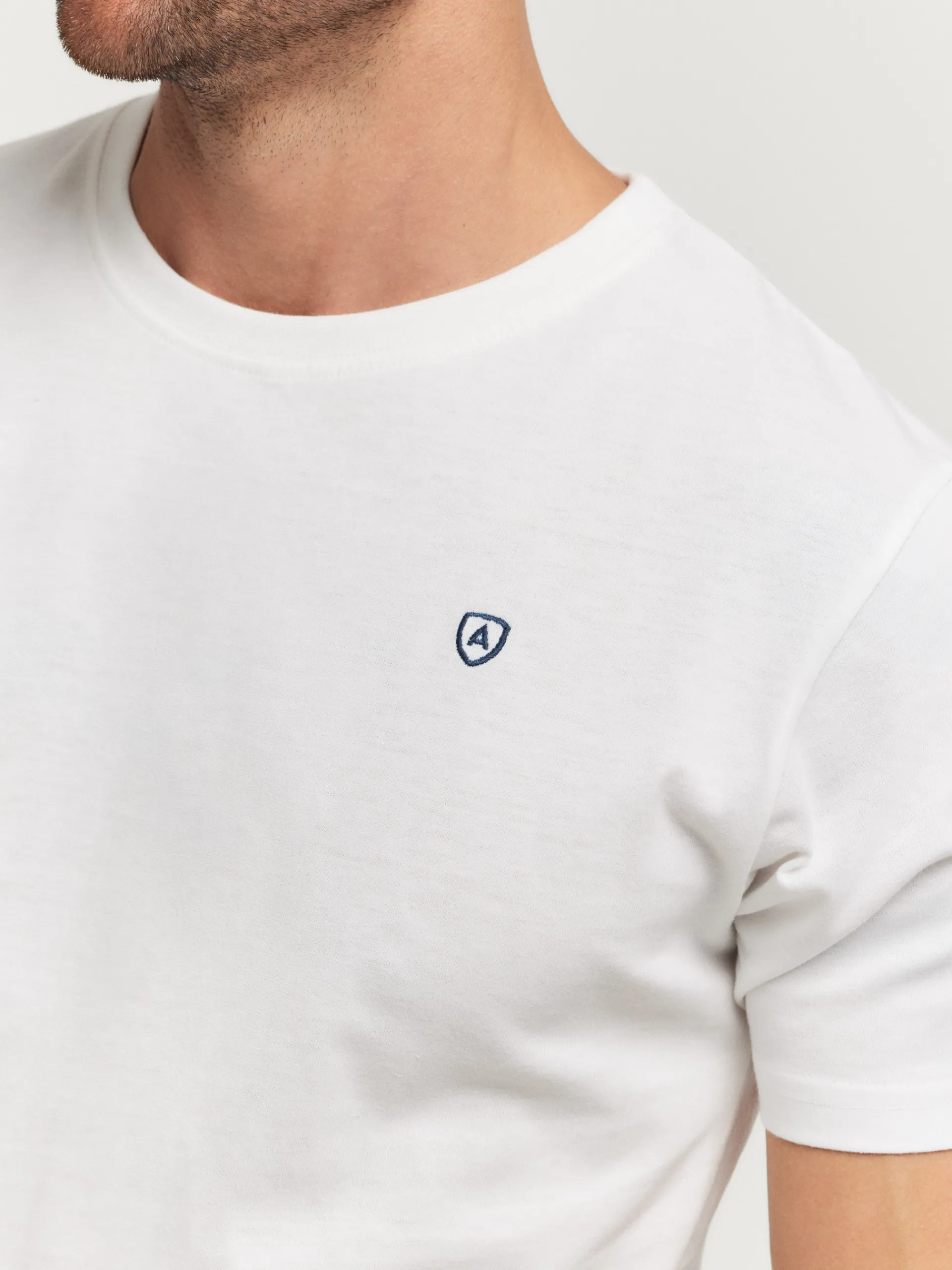 Camisetas-Alvaro Moreno CAMISETA BASICA Blanco