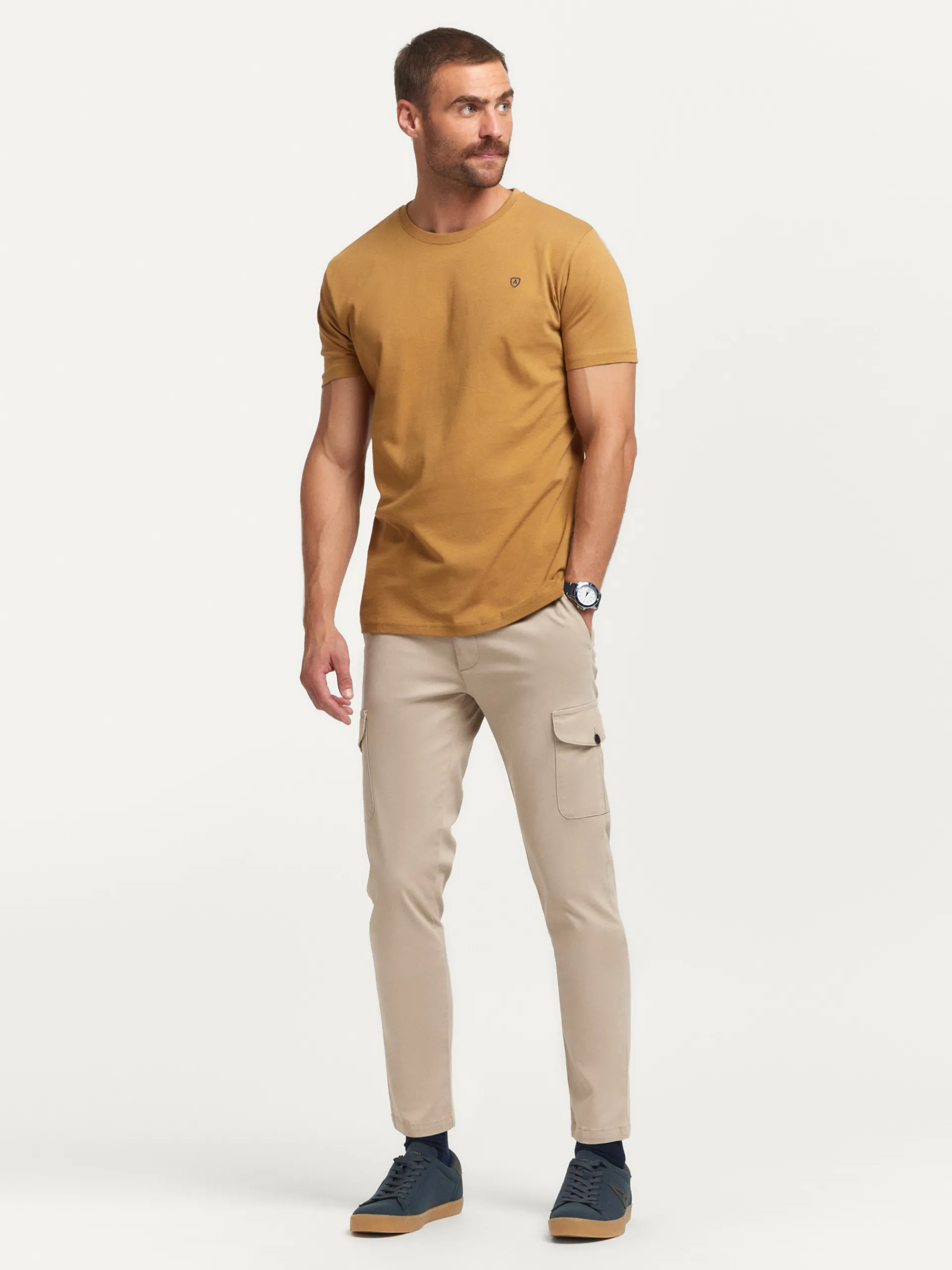 Camisetas-Alvaro Moreno CAMISETA BASICA Mostaza