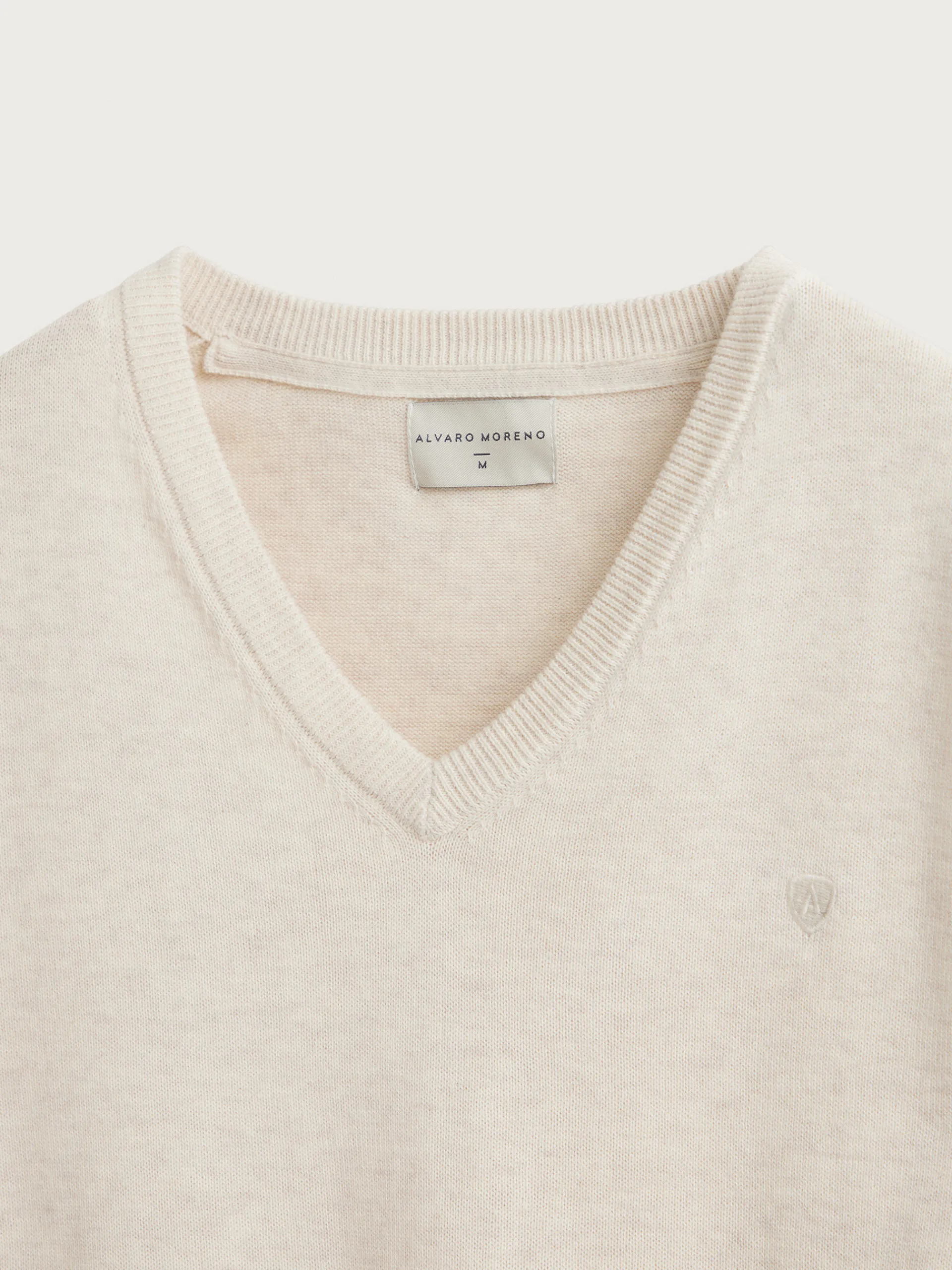 Jerséis-Alvaro Moreno JERSEY V-NECK TRENDY Crudo