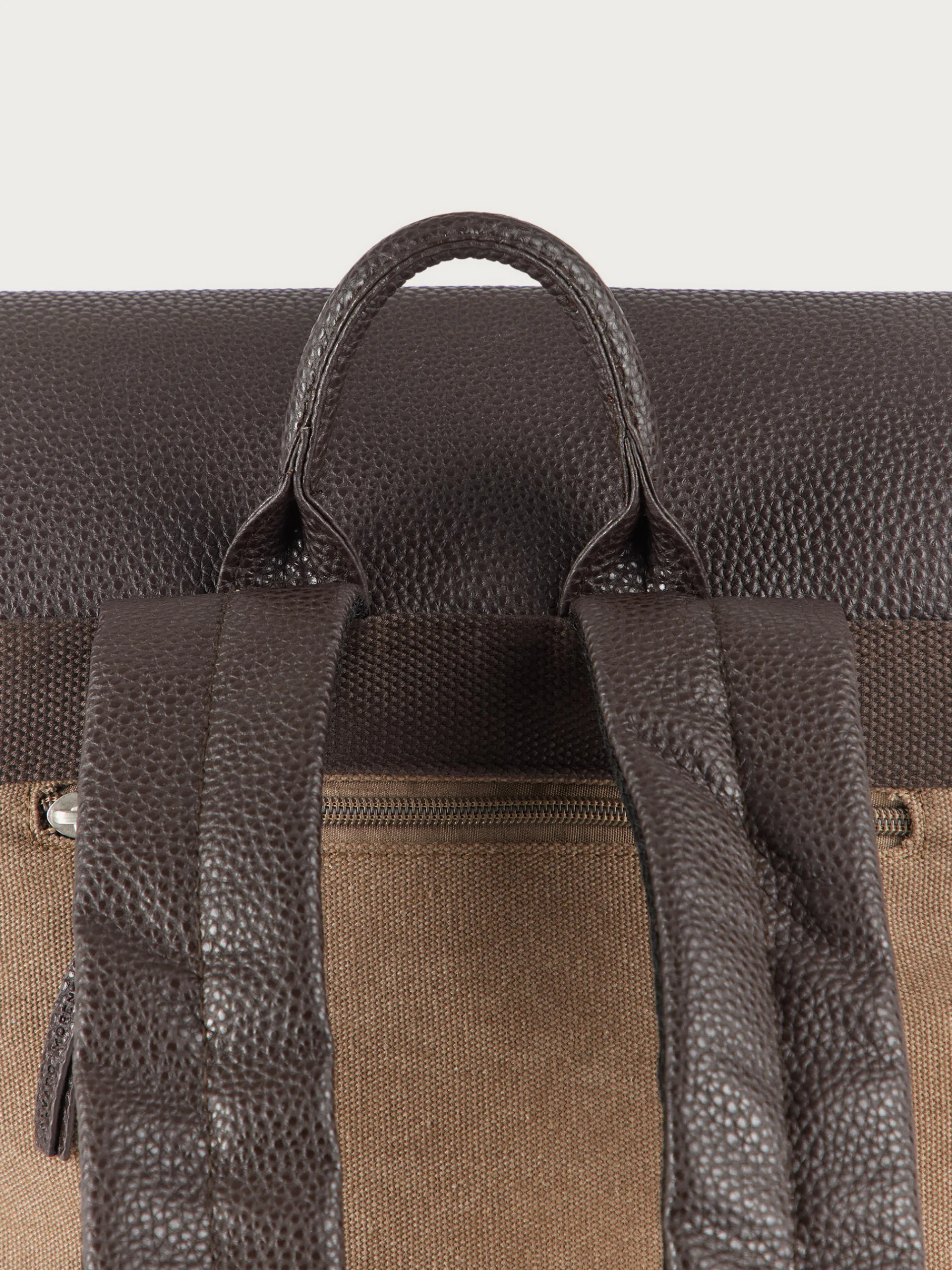 Bolsas Y Neceseres-Alvaro Moreno MOCHILAN NOLAN Camel