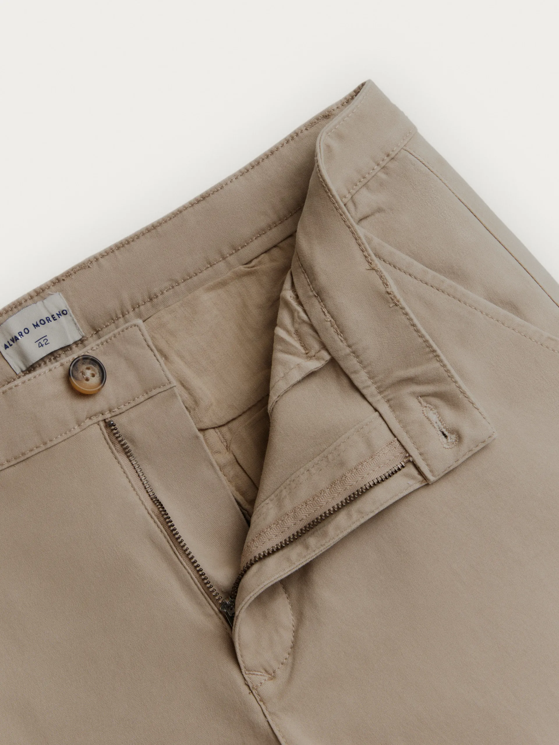 Chino-Alvaro Moreno PANTALON ELVIS Beige