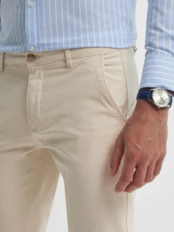 Chino-Alvaro Moreno PANTALON ELVIS Crudo