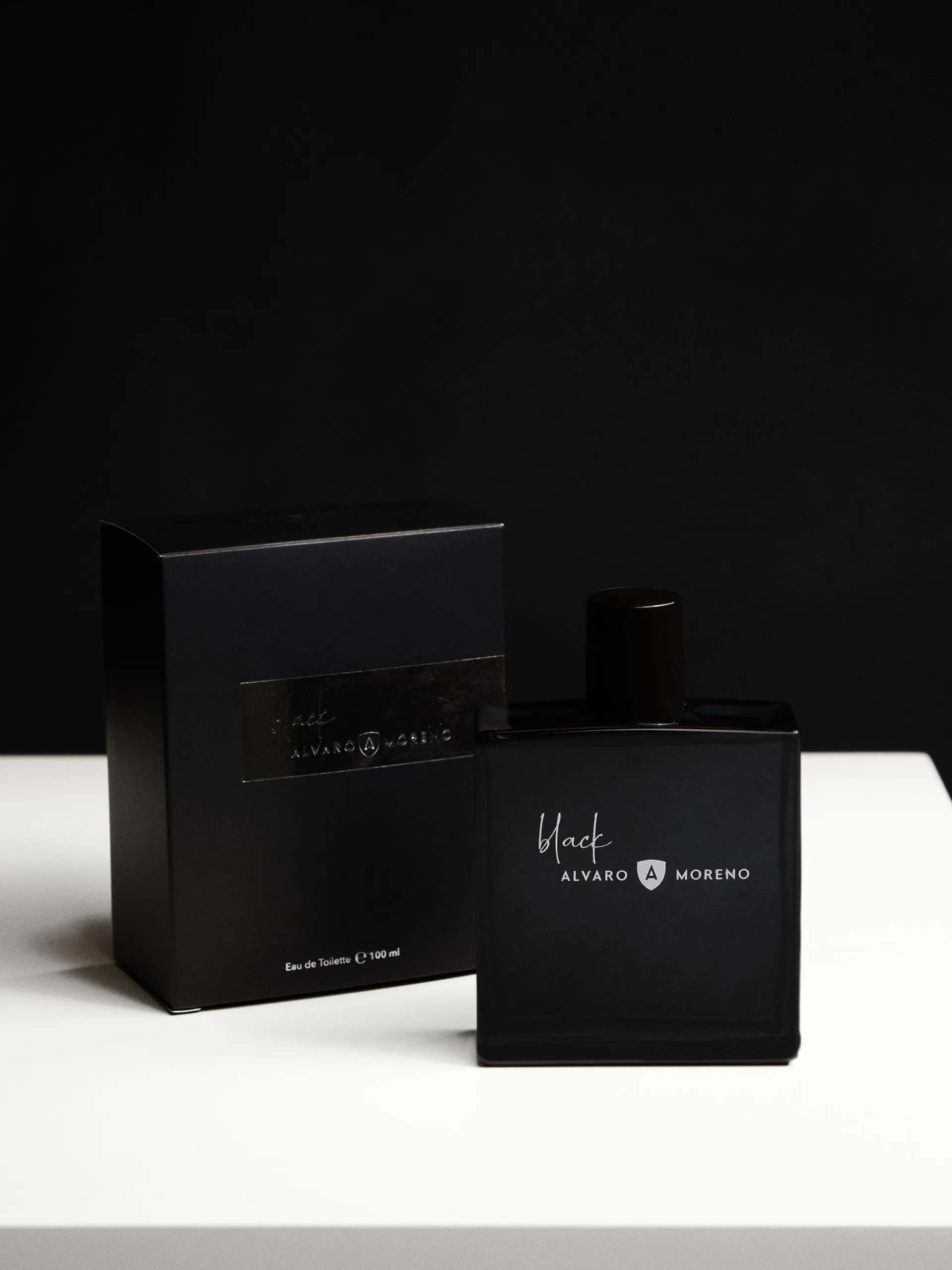 Perfumes-Alvaro Moreno PERFUME AM BLACK Negro