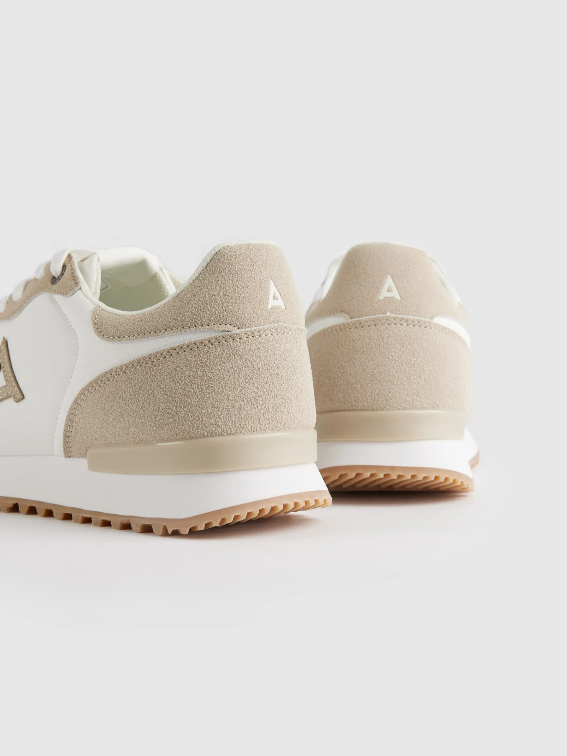 Sneakers-Alvaro Moreno SNEAKERS VIBES Beige