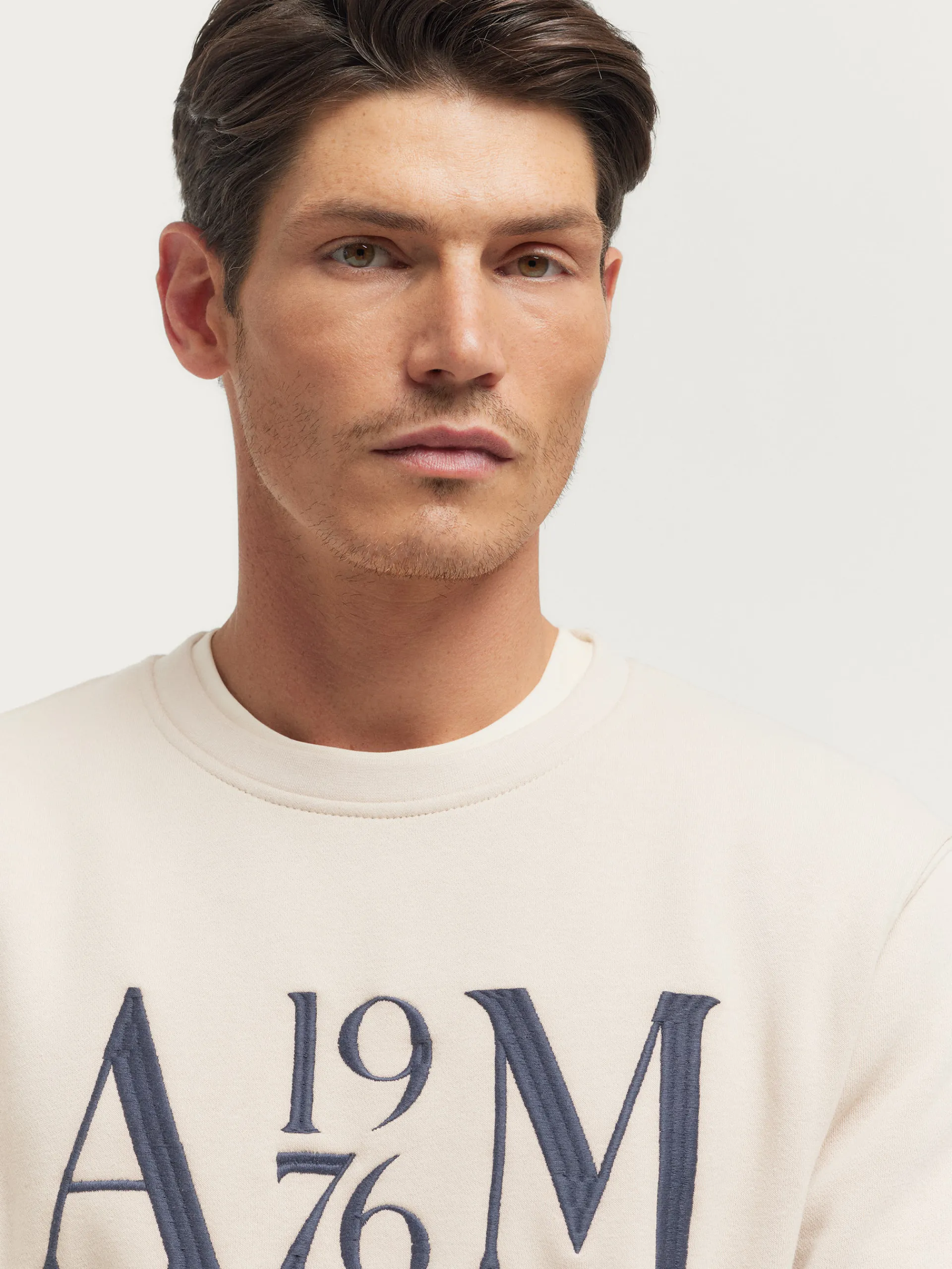 Sudaderas-Alvaro Moreno SUDADERA LEGEND Beige